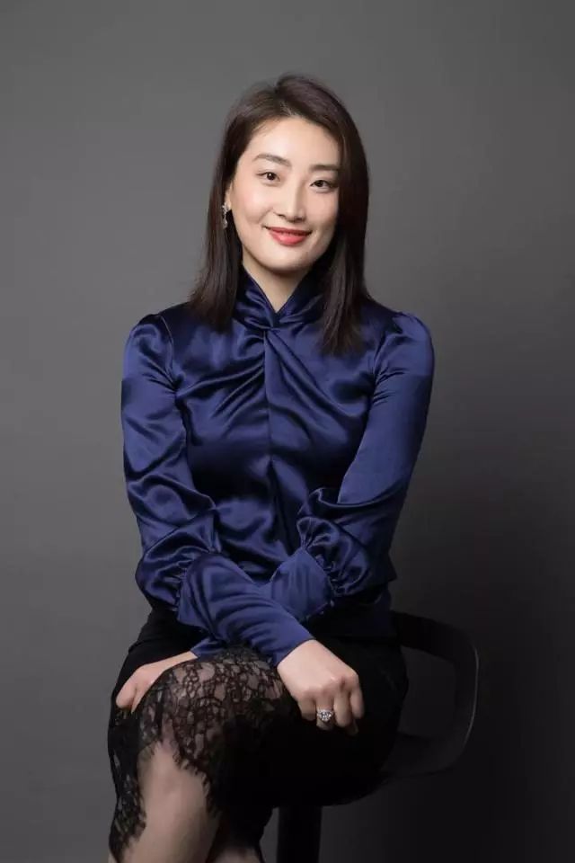宗馥莉接班的时间表丨食业人物