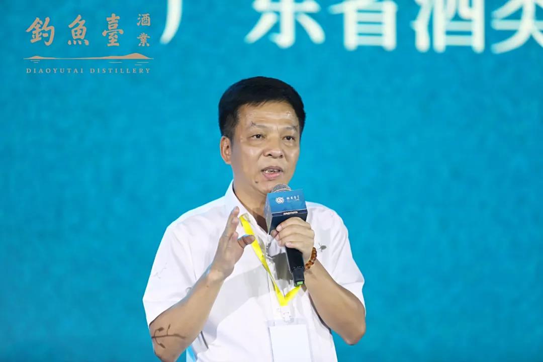 钓鱼台彭.jpg 钓鱼台彭.jpg