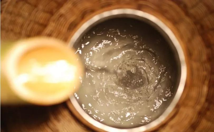 大曲酱香白酒为何这么贵?