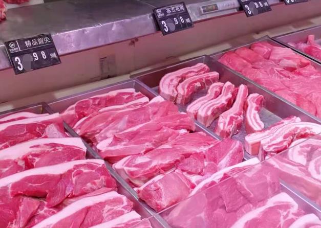 猪肉每斤3.98元!超市:每天能卖近50头猪