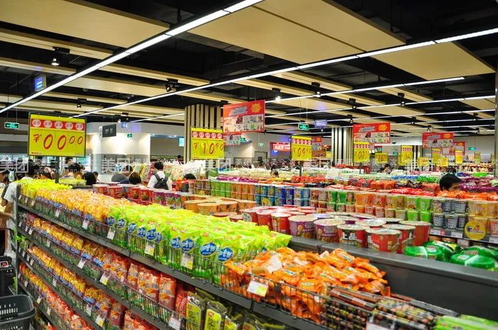 从区域标杆企业看中国零售实体店未来