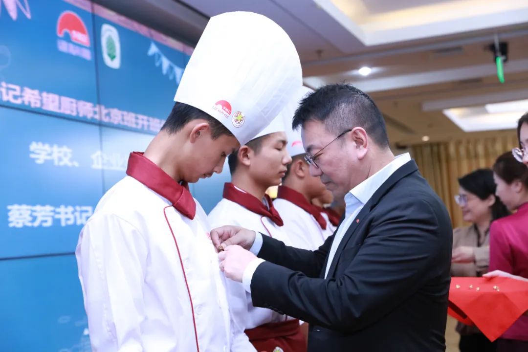 李锦记孔君道:一个酱料“王国”的三大护城河