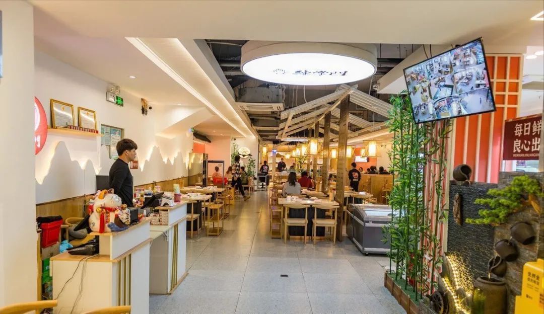 100万家餐饮店倒在了2021年:有人挥泪离场,有人欠薪跑路