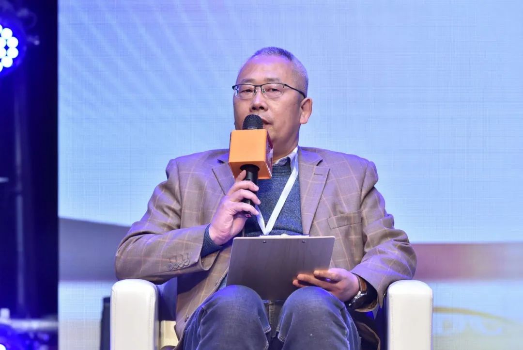 如何拥抱新消费?自嗨锅、嗨吃家这样说……