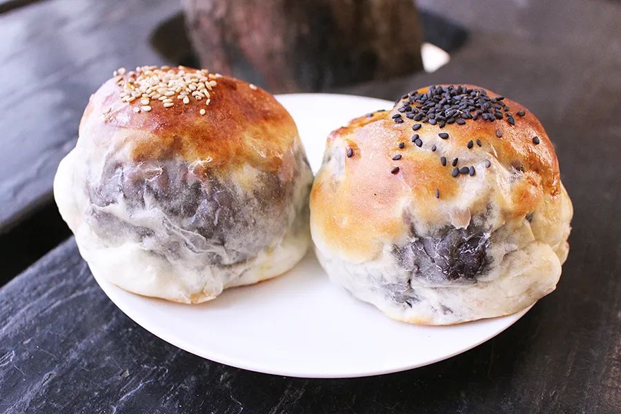 已经成为经典的红豆面包，还能变化出什么花样？