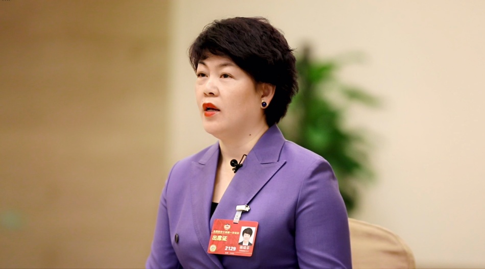 郁瑞芬.jpg 郁瑞芬.jpg