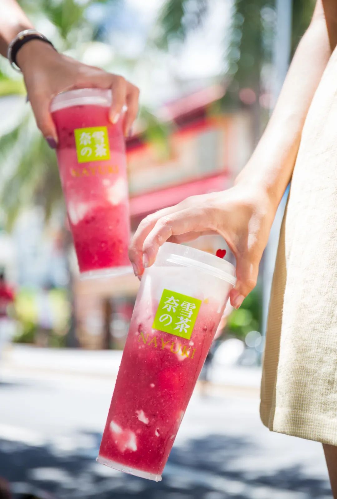 星巴克当心！新茶饮“接棒”Z世代