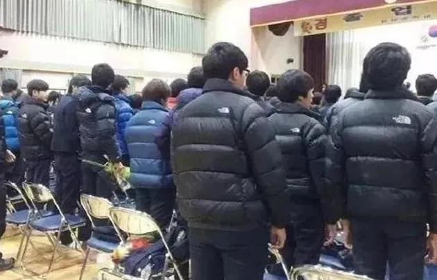 他山之石:从众心理还是标新立异,是什么成就了全员北面?