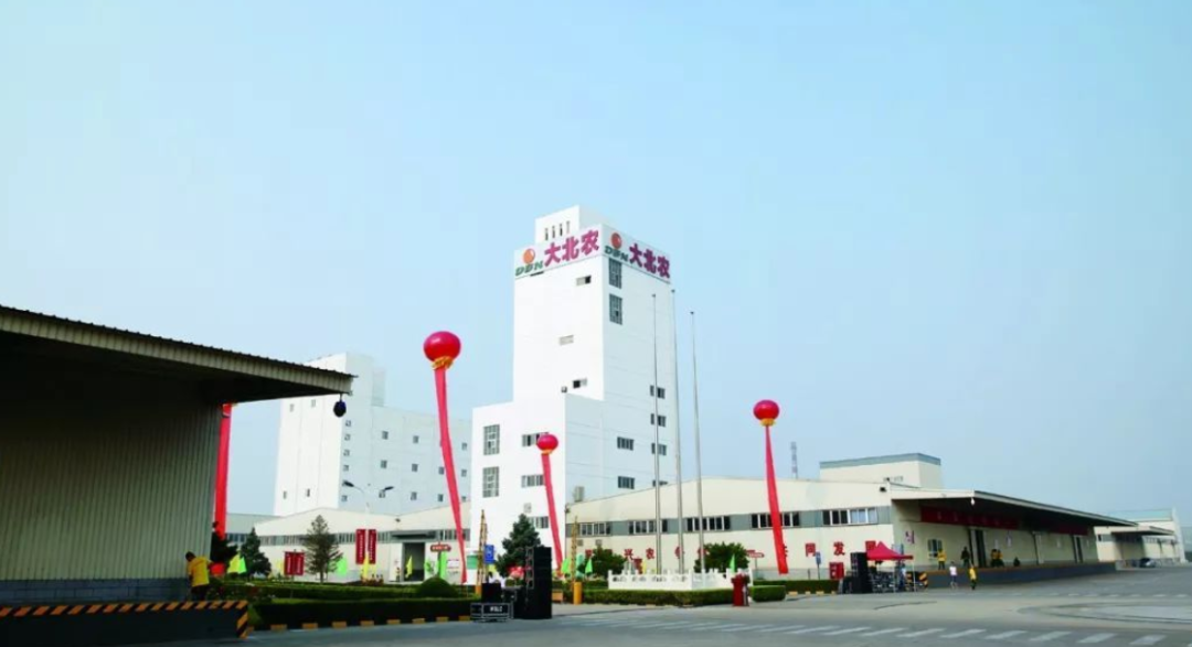 伊利、蒙牛、光明乳业……乳企“买买买”的背后,究竟有何意图?