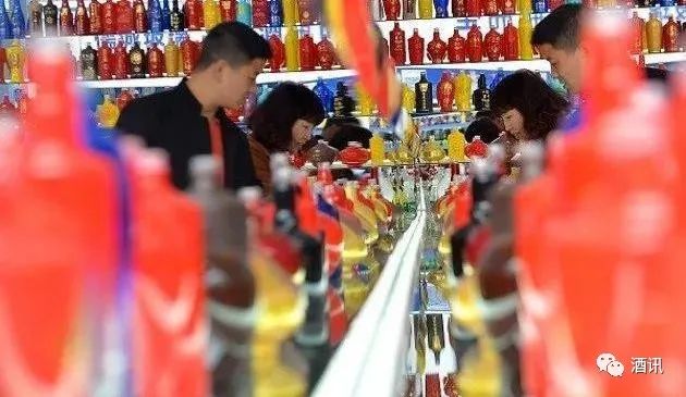 白酒再掀购地潮，白酒香型新格局呼之欲出