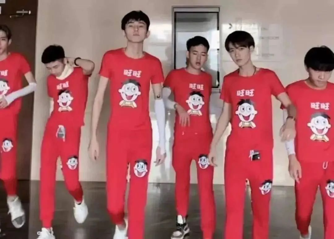 拆开旺旺“成人系列”，姑娘们的尖叫声消失了