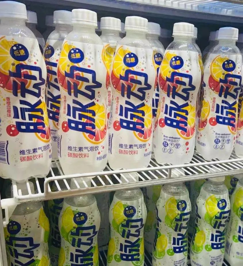 脉动、农夫山泉、统一等巨头入局,2021年气泡水怎么玩?