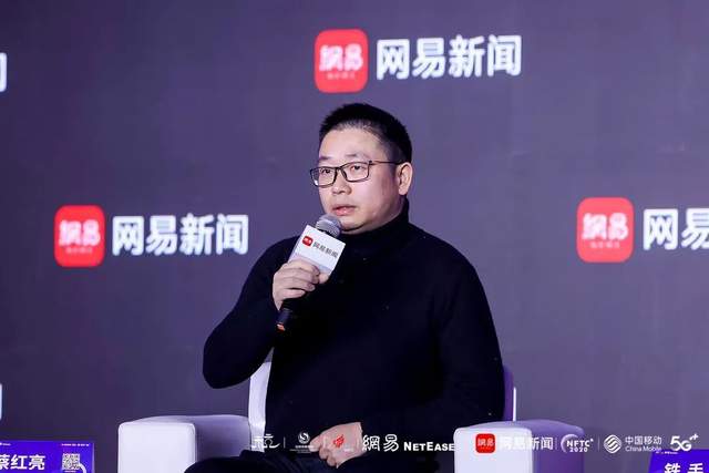 新品崛起的秘密：独家对话自嗨锅、INXX、小红书