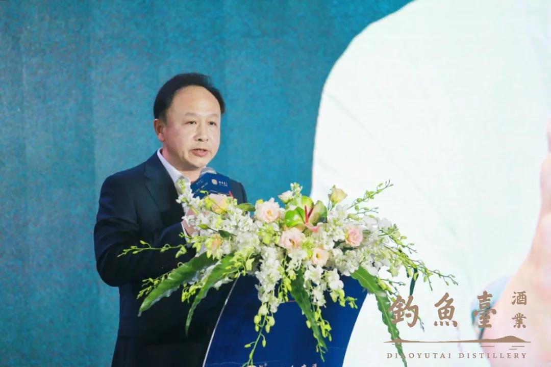 2黄凤文.jpg 2黄凤文.jpg