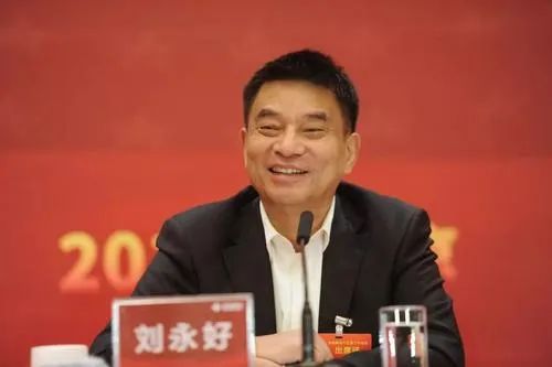 石聚彬、冷友斌、张学武…食业家代表齐聚两会，你为谁的提案点赞？