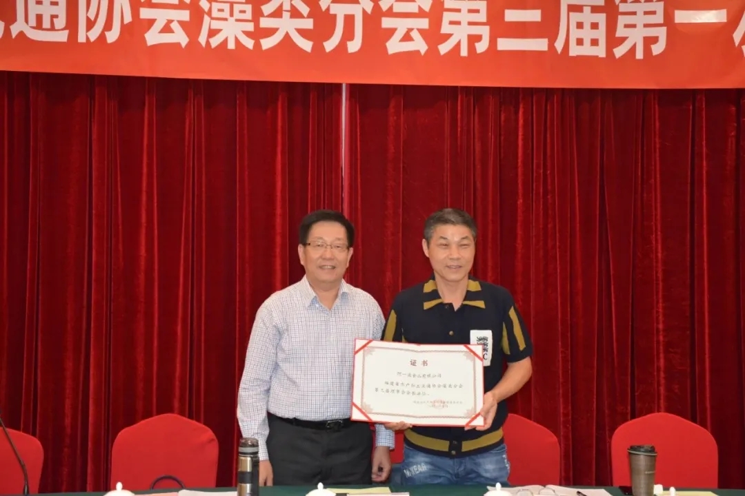 李宁波右.webp.jpg 李宁波右.webp.jpg