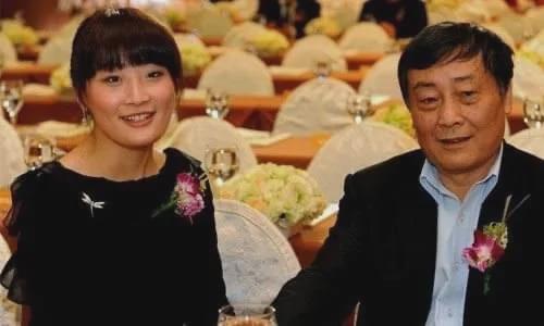 娃哈哈没有新故事,宗馥莉需要“元气森林”
