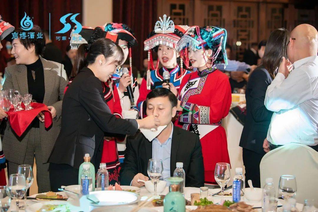 文化中原,清酱飘香,人民小酒河南上市发布会举行