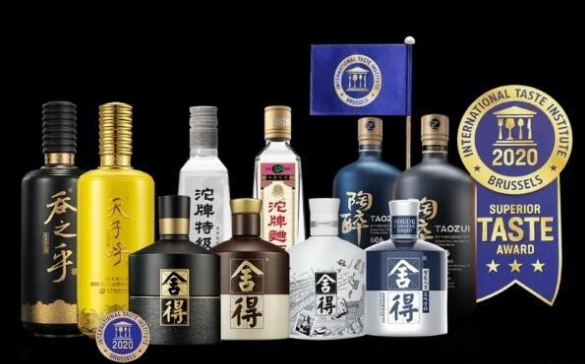 舍得酒化身奖项收割机,新春“高颜值”酒具套装圈粉无数