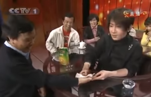 年没过完,中国的国民饮料凉了