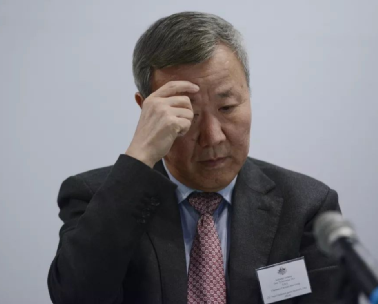 年没过完,中国的国民饮料凉了