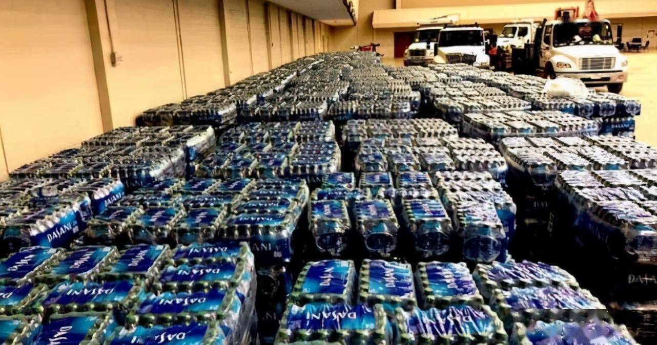 可口可乐援助得州，网民却表示：“这水有毒！”