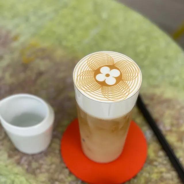 LV竟然也卖起了咖啡,一杯高达120元!