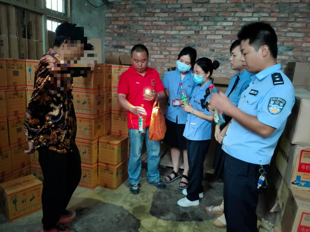 上万瓶葡萄酒添加剂超标,广西一当事人被罚终身禁入食品行业
