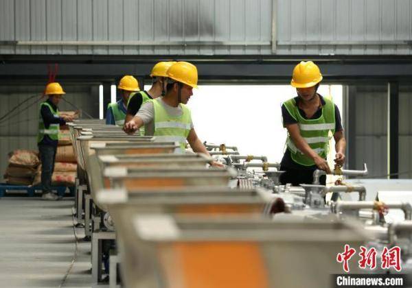 螺蛳粉火爆带热原料需求,米粉厂开到山村助力乡村振兴