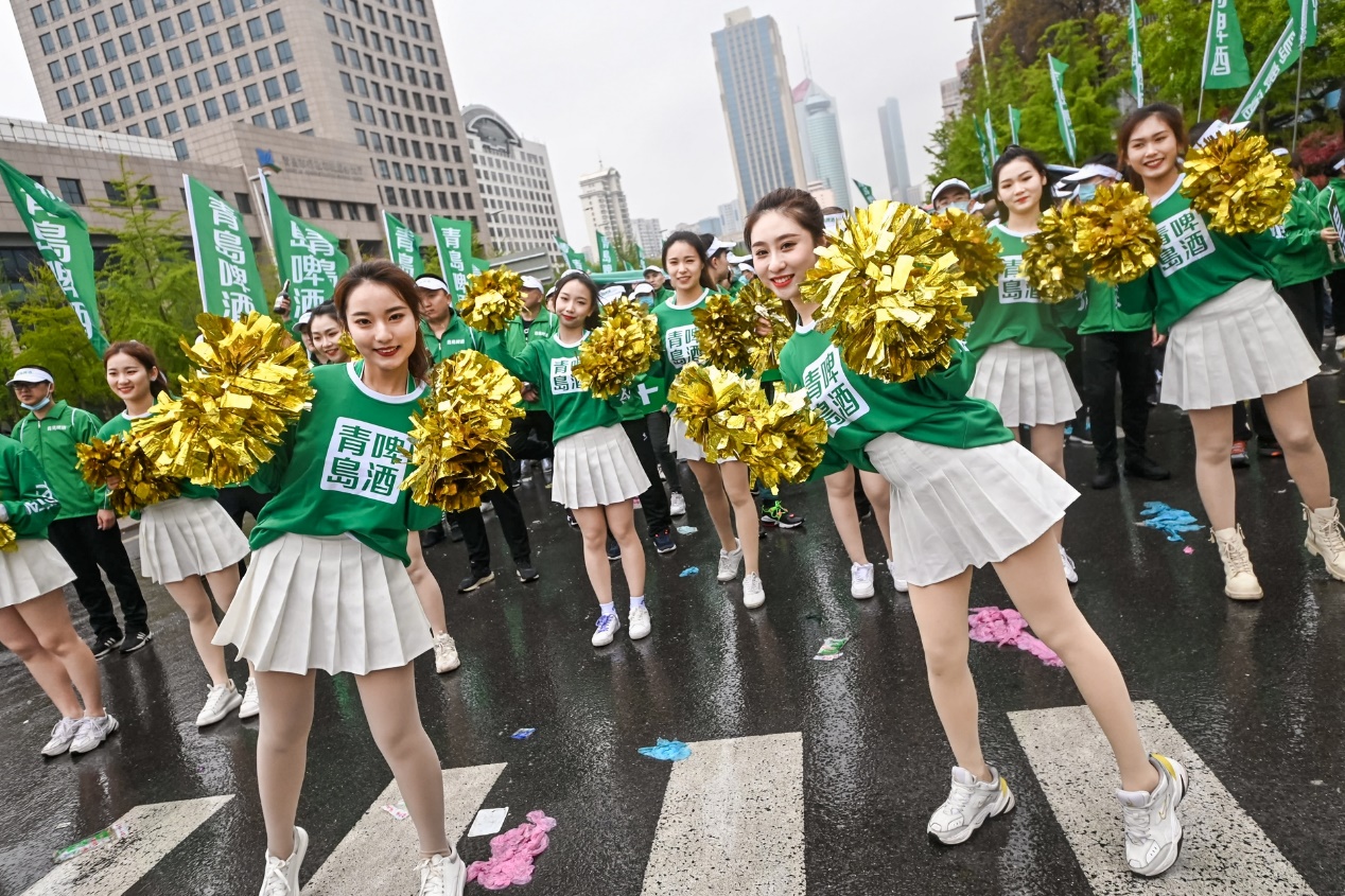 上场皆英雄 2021青马“砰”然开启，青岛啤酒“饮”人瞩目