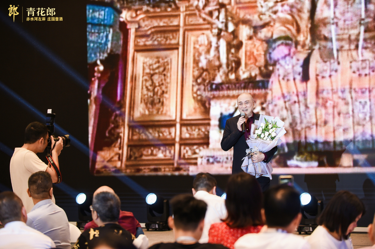 香港影星汤镇业来啦!郎酒庄园深度体验之旅备受关注