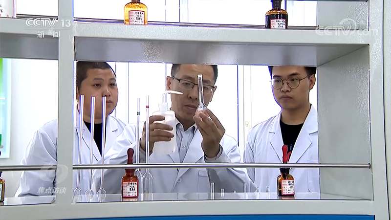 焦点访谈:北大荒变北大仓 为现代农业插上科技的翅膀