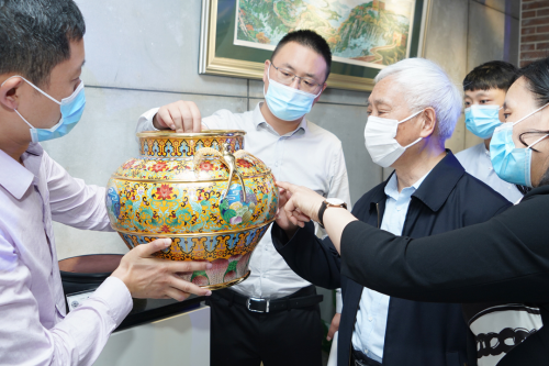 文化进万家工程启动！春夏秋冬红楼梦十二金钗酒新品上市