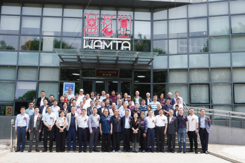 文化进万家工程启动！春夏秋冬红楼梦十二金钗酒新品上市