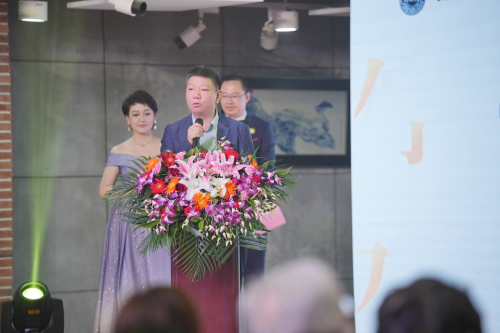 文化进万家工程启动！春夏秋冬红楼梦十二金钗酒新品上市