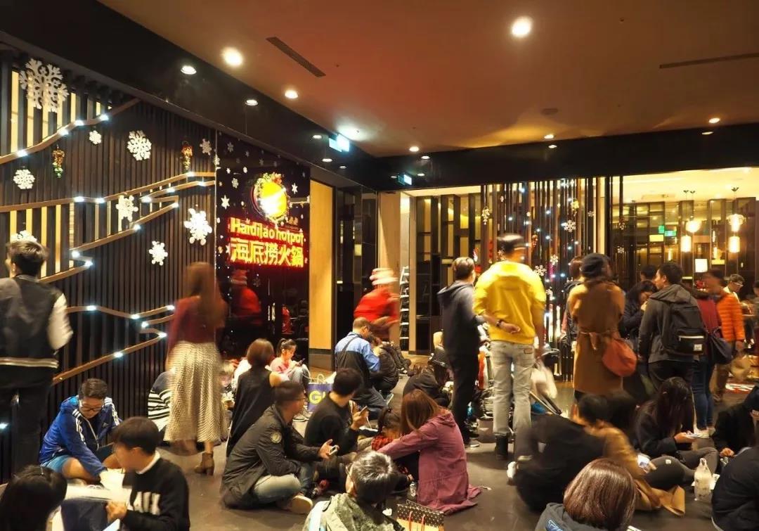 海底捞豪掷1.5亿,打造沉浸式用餐体验餐厅到底有多牛?