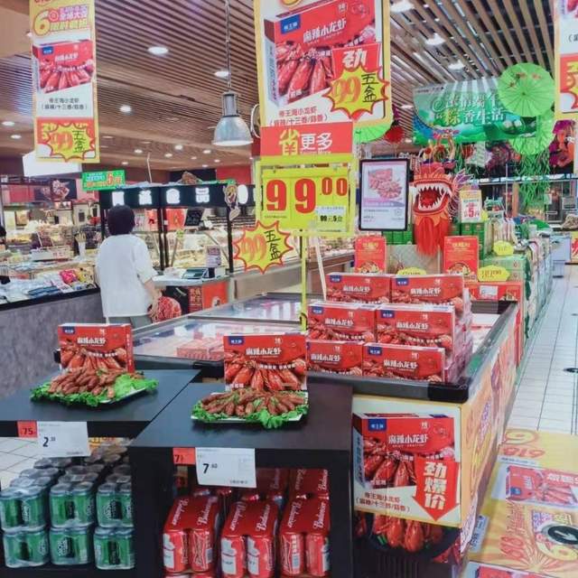 小龙虾大放价!苏宁家乐福双线同步销售增长267%