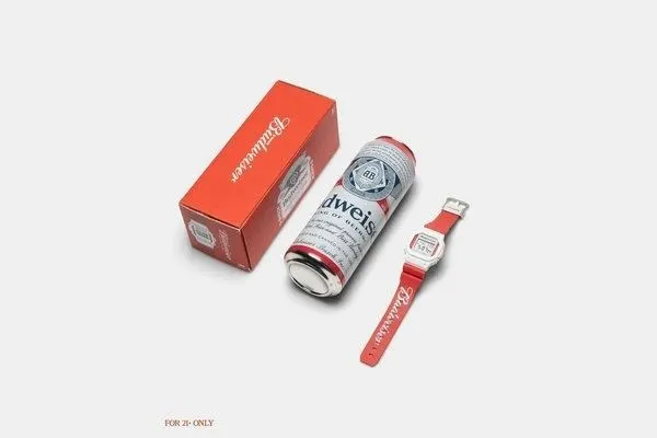 百变酒精？百威x卡西欧特殊表盒！SACAI新联名将发售！