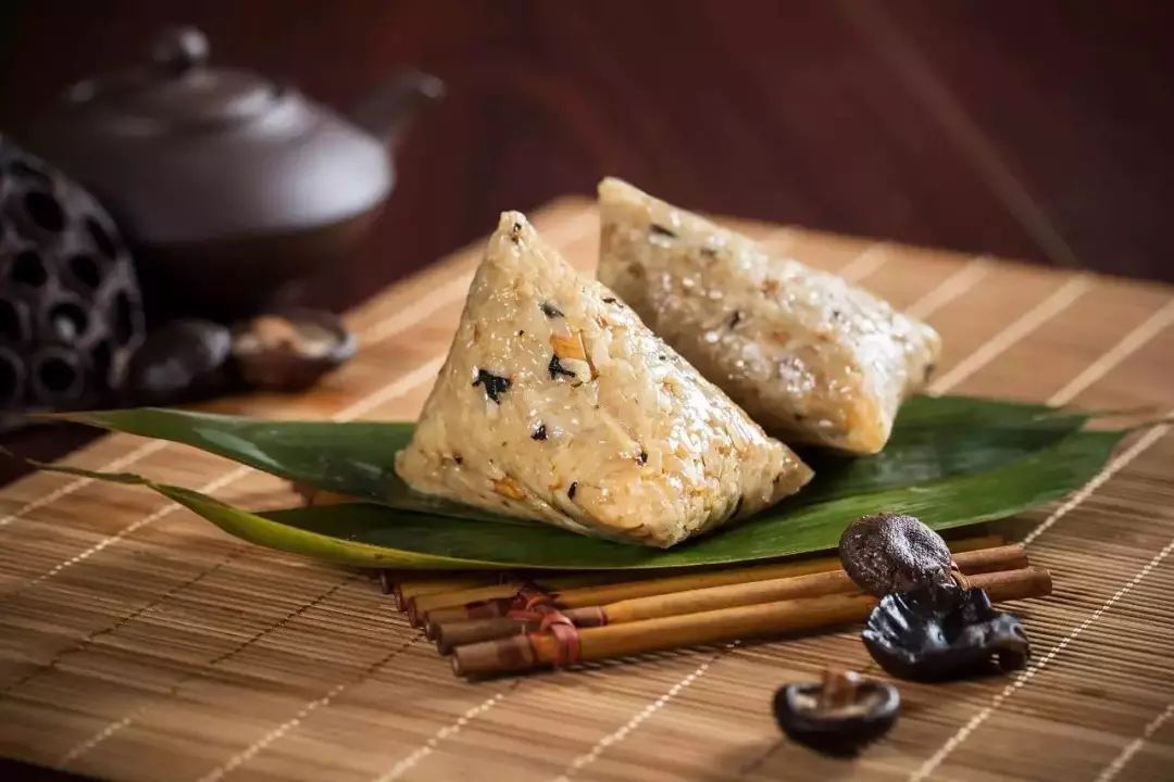 螺蛳粉粽子、榴莲粽子、臭豆腐粽子火了,销量暴涨3倍!