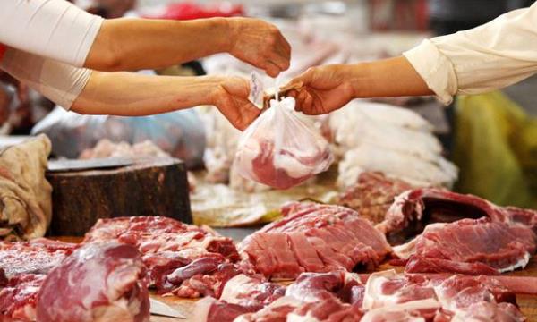 猪肉普遍跌到10元,为何黑龙江会跌至7元,养猪户还有钱赚吗?