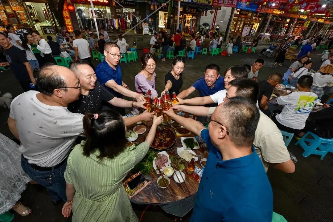 第九届啤酒火锅节来了!快来长寿嗨!