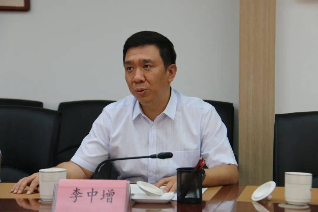 阿拉善盟行署与伊利集团考察组,洽谈对接骆驼产业项目