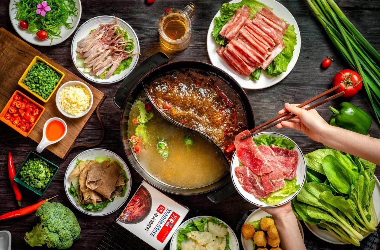 万家相逢火锅烧烤食材社区店,满足消费者的消费需求!