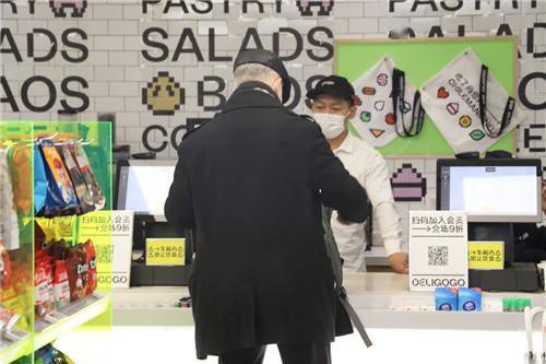 从“便利店荒漠”到“网红打卡地”,北京首批地铁便利店探店记