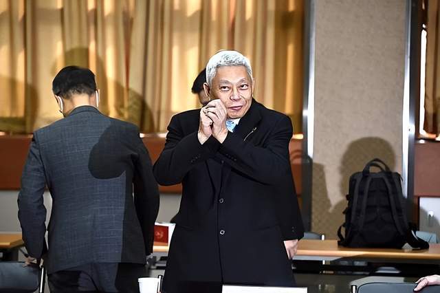 身家510亿霸道总裁竟是新媒体小编,旺旺集团比赌王家还有戏?