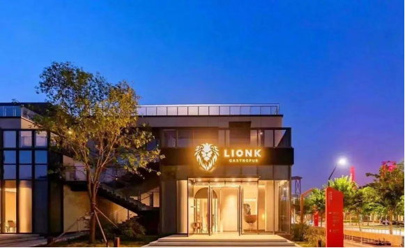 燕京啤酒精酿再发力,LIONK狮王餐酒吧成网红打卡新地标