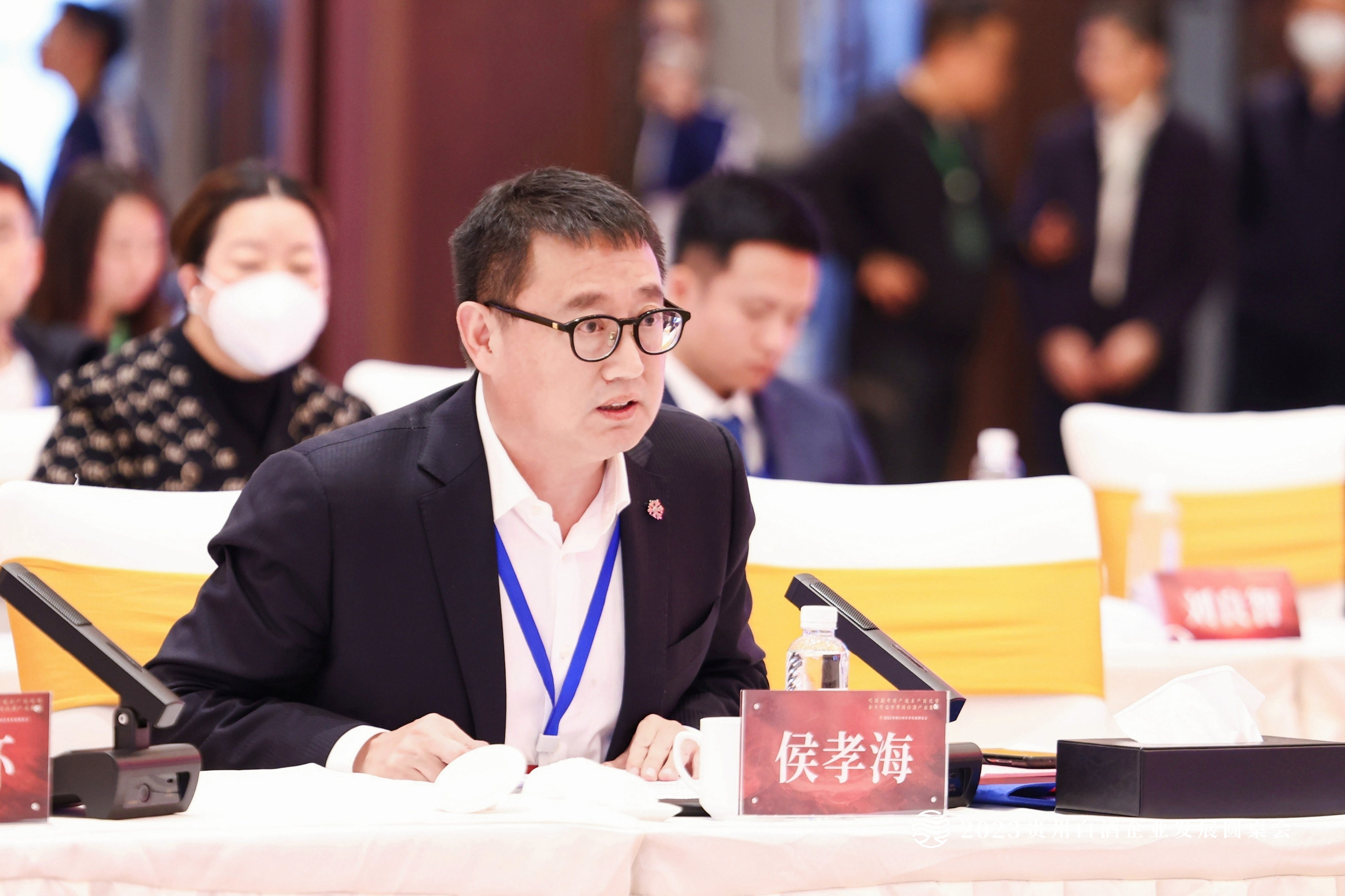 华润啤酒党委书记侯孝海:华润愿意做白酒行业的学习者,学习优秀班级成员,但不复制不模仿