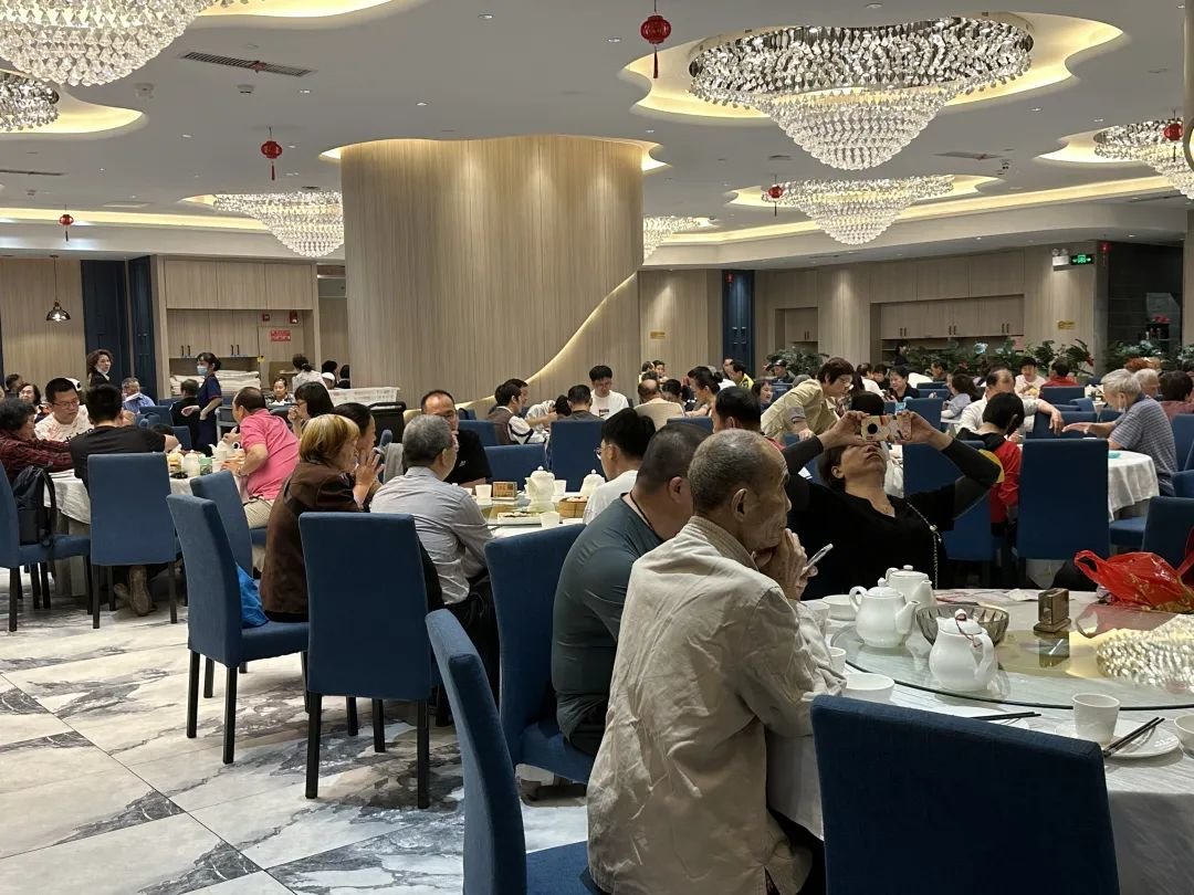 瑞幸咖啡正式登陆新加坡,价格太贵成最大槽点