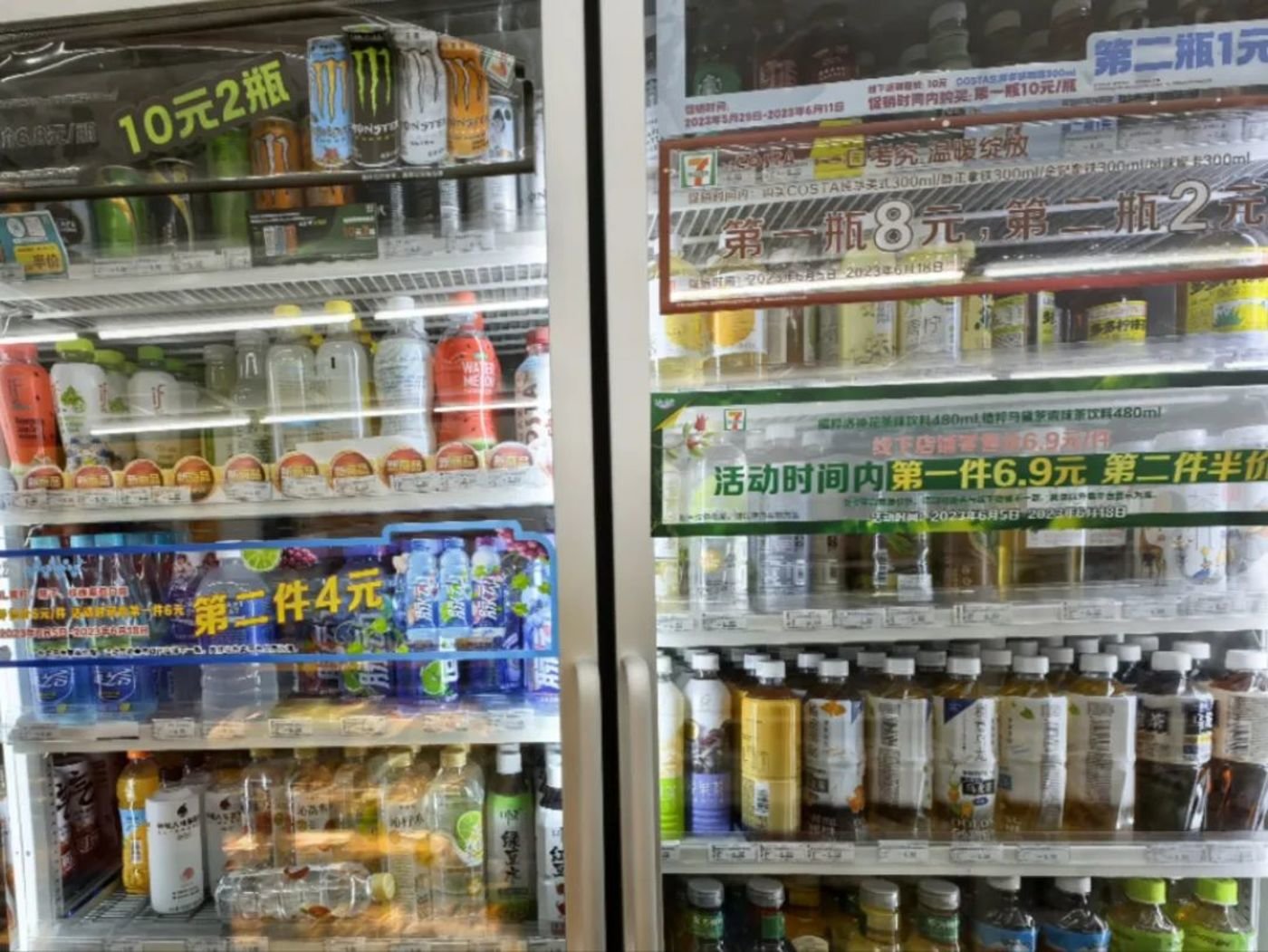 椰树擦边背后：国产平价饮品的困局与转机