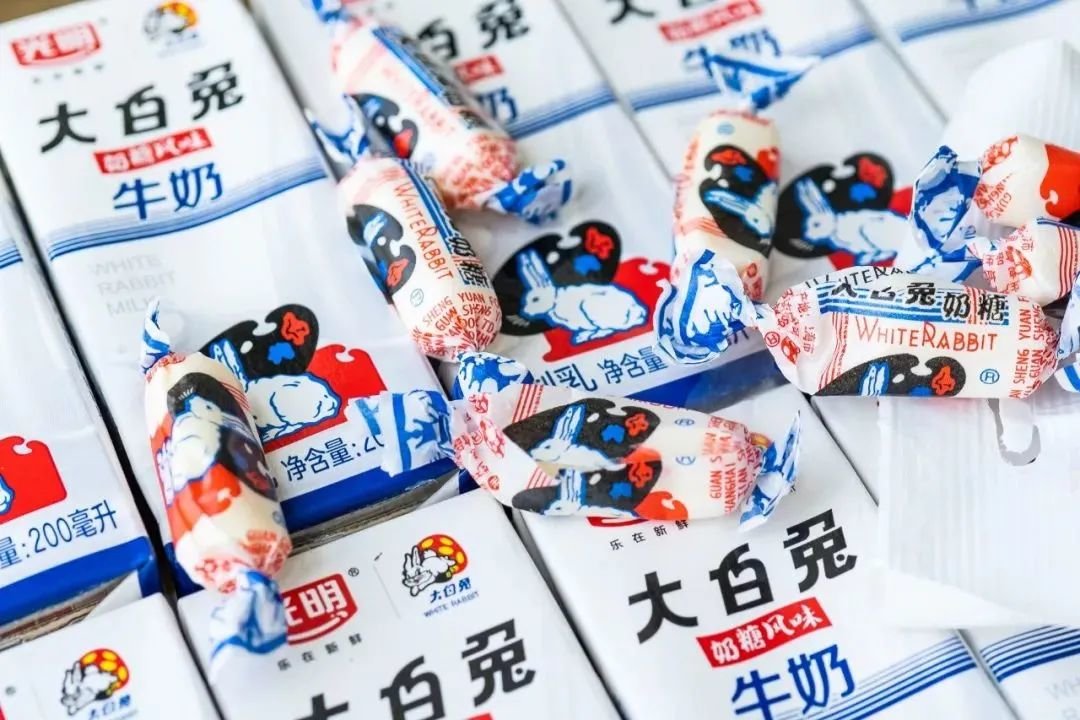 五粮液造冰棒,哈根达斯造酸奶,品牌热衷“反差萌”?